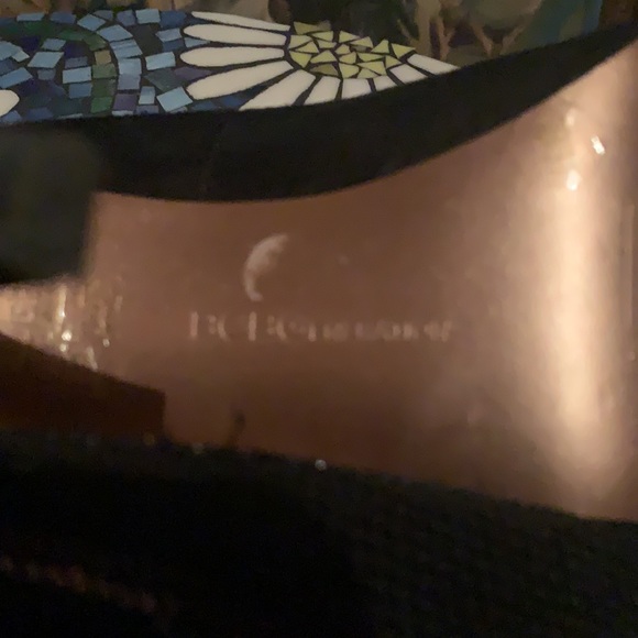 BCBG black pumps - Picture 5 of 5